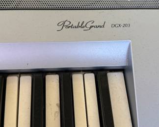 Yamaha Portable Grand Electric Piano / Keyboard. Photo 3 of 3.