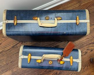Vintage Set of American Airlines Flight Attendant Samsonite Luggage. Photo 3 of 3.