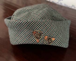 Vintage Hat. Photo 1 of 2.