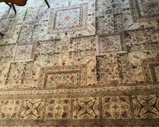 Pakistani Bakhtiari Wool Rug. Measures 9" x 12". Photo 1 of 5.