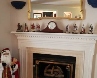 Howard Miller mantle clock, gold gilt mantle mirror. 