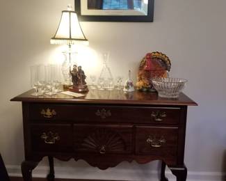 Pennsylvania House mahogany lowboy. 
