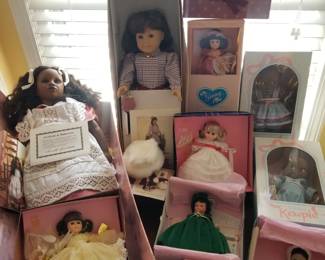 Nice collection of dolls