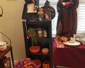 Tons of seasonal decor