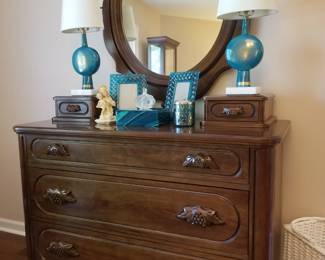 Like new, mint condition, Davis Cabinet Company dresser and mirror. Sold separately or as a group. Great value. 
