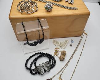 Vintage Rhinestone Jewelry Sarah Coventry MORE