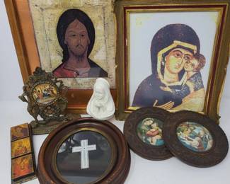 Vintage Religious Pictures and Decor