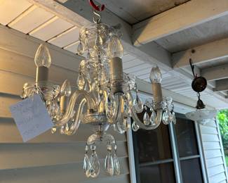 Stunning Vintage Crystal Chandelier 