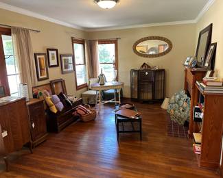 Furniture & Accessories 