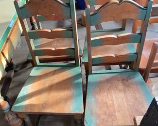 Four chairs for the Yellow/Green patterns enamel pull-out table