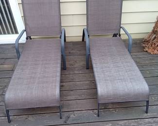 Nice Summer Lounge chairs 