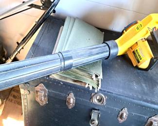 BLOWER WITH LONG EXTENSION, STEAMER TRUNK