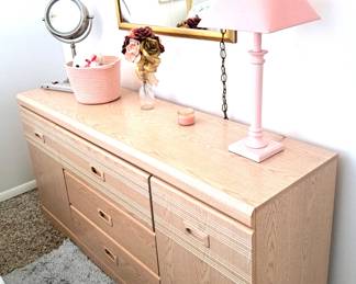 NICE DRESSER, MRROR, LAMP