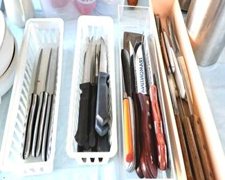 KITCHEN AND STEAK KNIVES