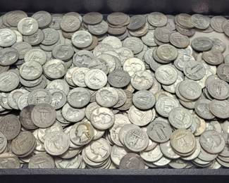 $100 Face Value 400 Quarters  90 Silver