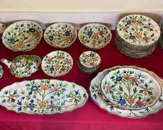 Hand Painted Italian Dish And Serving Set 94 Piece