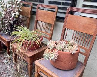 Yard chair pot stands!