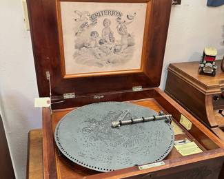 Criterion Antique Music Box, WORKS!