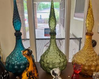 Art glass cat figurines, decanters