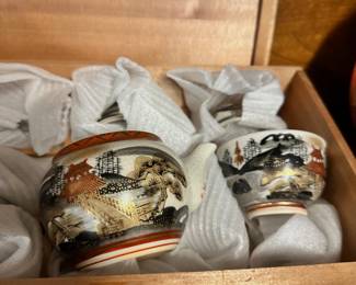 Asian style ginger jars, vases and dishes