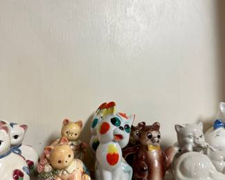 Cat salt and pepper shakers