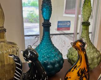 Art glass cat figurines, decanters