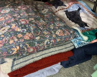 Linens (sheets, pillows, towels, table cloths and more)