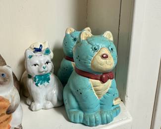 Cat salt and pepper shakers