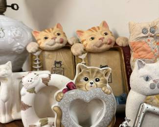 Cat picture frames