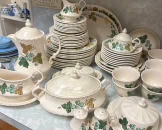 VernonWare by Metlox Dishes