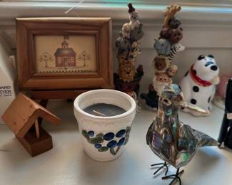 Knick knacks and decor