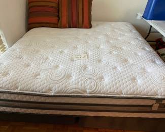 Like new King size 395.00