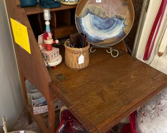 Small Fold Back Desk 