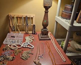 Costume Jewelry, Lamp