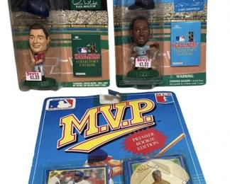 MLB Figures and Rookie Card Set