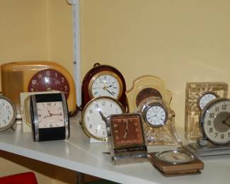 Vintage desk clocks
