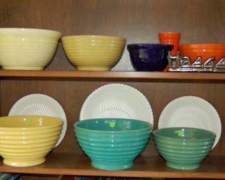 More colorful ribbed pottery,  including Rainbow and Bauer, with Wedgwood (shell) dishes