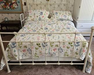 White Metal Bed Frame & Floral Quilt