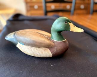 Wooden carved duck 