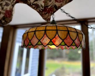 Tiffany Style Hanging Lamp 