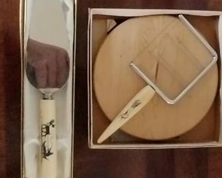 Vintage scrimshaw handles on cake server and cake breaker from mid-1950’s.