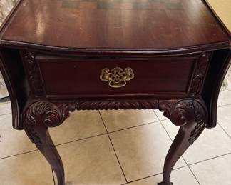 Vintage Drop Leaf Game Table.
