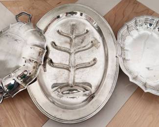 Large Oval Serving Platter Plus Scalloped Bowl
