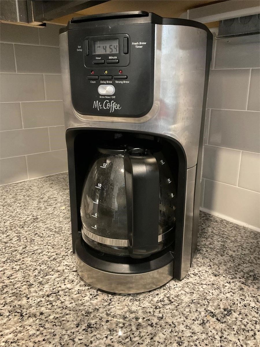 Doyle Honda Minivan & Estate Sale in Houston, TX starts on 4/22/2024