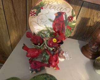 LOT OF RED BIRD FIGURES , AND PLATE
