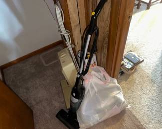 LOT OF VACUUMS