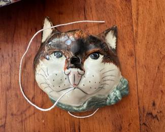 cat String Holder made in England