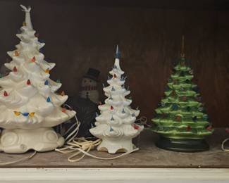 5 vintage ceramic Holiday trees
First one,  base has been repaired $30.00 ,2nd one $60.00, 3rd $20.00,4th one is battery operated  $30, 5th one is $25.00 
All together $140.00 firm
