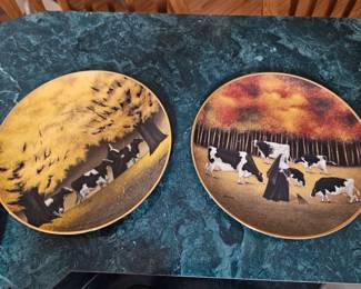Set of 6 "Follow the Leader" plates  $8.00 each
