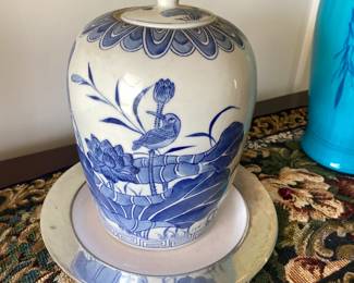 Chinese Blue and white Pictorial Porcelain Jar with Marsh Scene 20th Century NO chips or cracks 